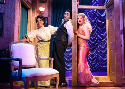 A Gentleman's Guide to Love and Murder